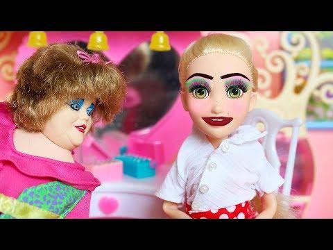 БАБУШКА НАКРАСИЛА МАШУ В ШКОЛУ / Мультик мама Барби
