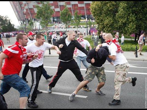 ЕВРО-2016 (Польские хулиганы на гастролях Марселем подземными видеорежим)
