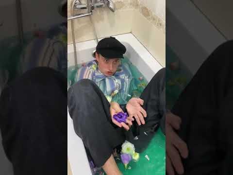 ЗАТОПИЛ КВАРТИРУ РАДИ РОЛТКА МАША В ШОКЕ | Приколы от SIDELNIKOVVV | #Shorts