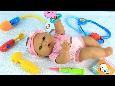 Как Мама Ведёт Дочку на Первый Осмотр #Куклы Пупсики Мультик Игрушки Для девочек 108мамаТВ