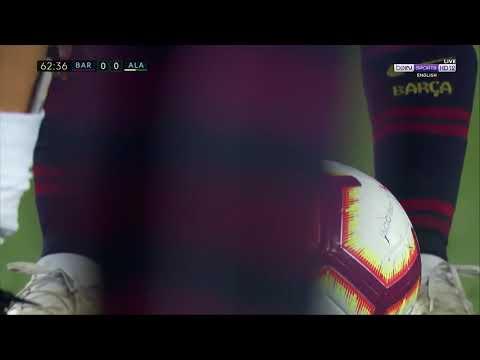 Барселона 3:0 Депортиво Алавес. Голы Месси, Коутиньо, Месси.