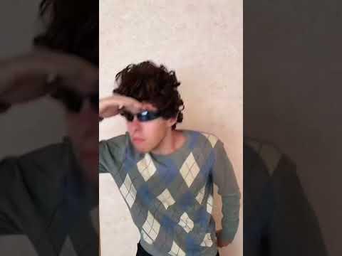 Та самая охранница с твоей школы