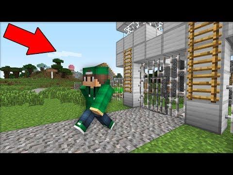 Я СБЕЖАЛ ИЗ ЭТОЙ ДЕРЕВНИ ЖИТЕЛЕЙ В МАЙНКРАФТ 100% ТРОЛЛИНГ ЛОВУШКА MINECRFT СТРАШИЛКА МУЛЬТИК